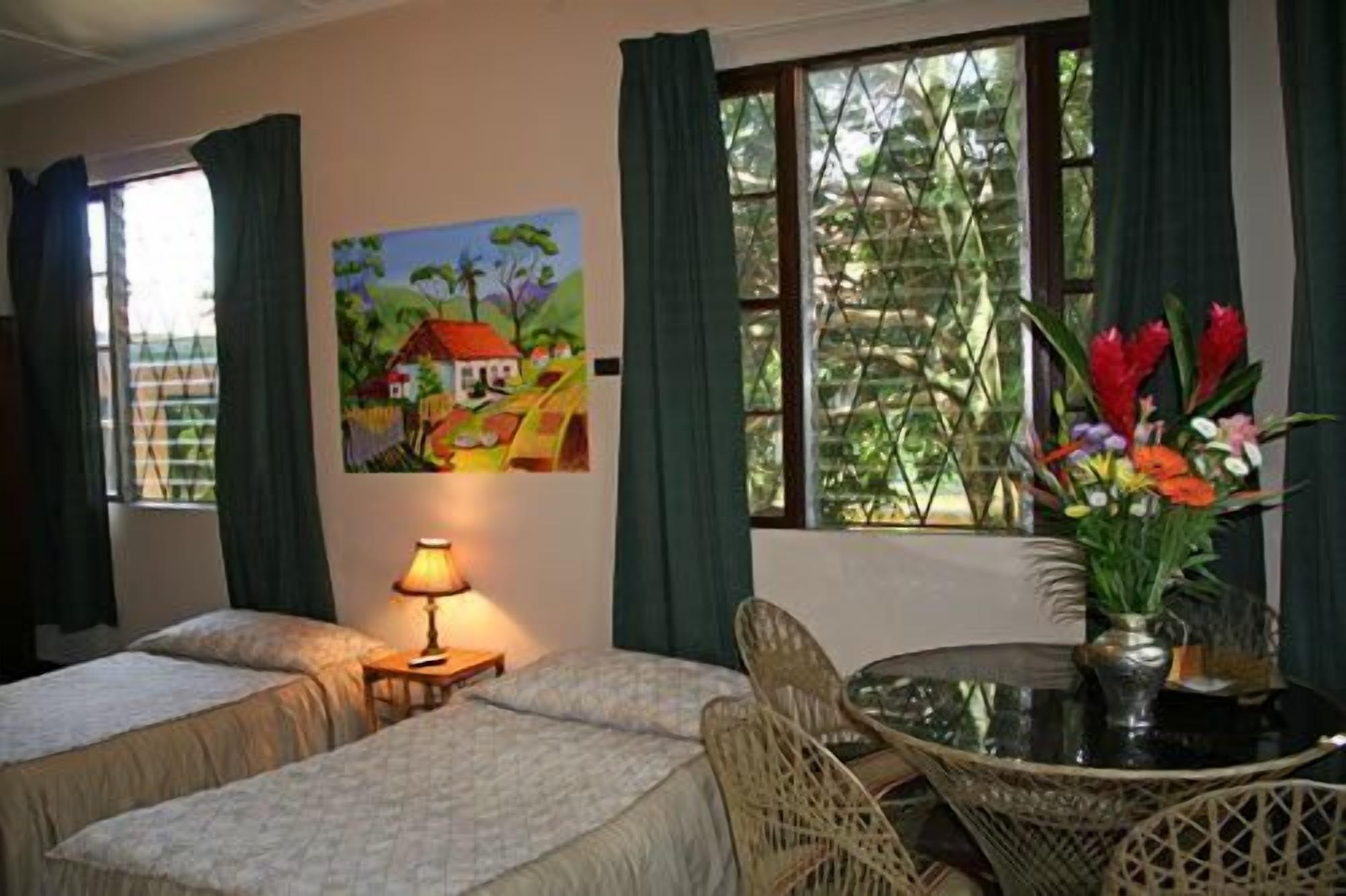Hemingway Inn San Jose  Ngoại thất bức ảnh